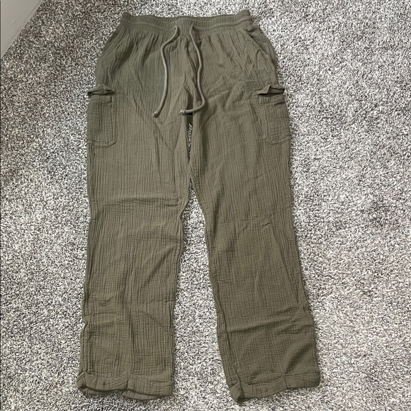 Olive Green Women’s casual cargo pants size S long - Picture 1 of 3